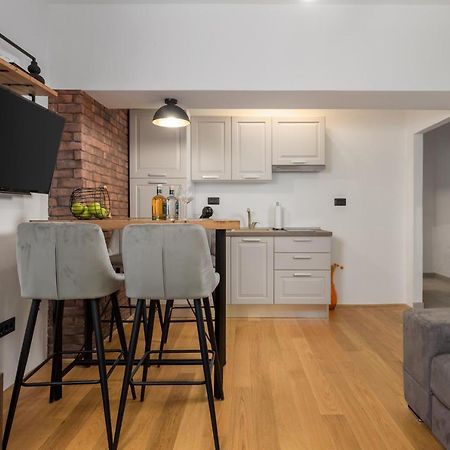 Zid Apartman Opatija Exteriör bild